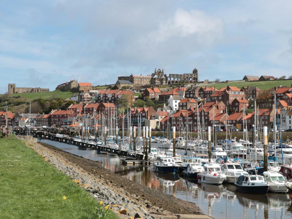 Ferienwohnung Tornado Engine Shed Whitby Exterior foto